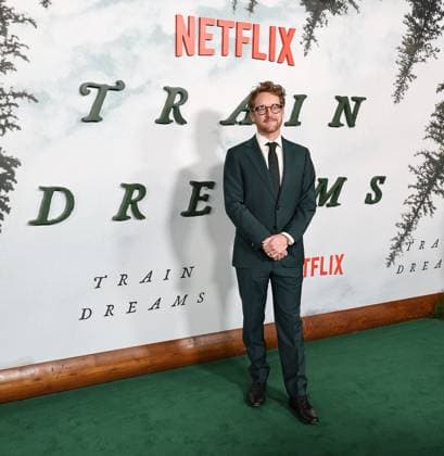 Premiere Of Netflix s Train Dreams HOLLYWOOD, LOS ANGELES, CALIFORNIA, USA - NOVEMBER 03: American film director Clint Bentley arrives at the Premiere Of Netflix s Train Dreams held at The Egyptian Theatre Hollywood on November 3, 2025 in Hollywood, Los Angeles, California, United States., Credit:Juan Pablo Rico Avalon United States, California, Hollywood, The Egyptian Theatre Hollywood Copyright: xJuanxPabloxRicox xAvalonx 1050185315
