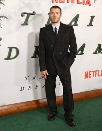Premiere Of Netflix s Train Dreams HOLLYWOOD, LOS ANGELES, CALIFORNIA, USA - NOVEMBER 03: Australian actor, writer, director, and producer Joel Edgerton arrives at the Premiere Of Netflix s Train Dreams held at The Egyptian Theatre Hollywood on November 3, 2025 in Hollywood, Los Angeles, California, United States., Credit:Juan Pablo Rico Avalon United States, California, Hollywood, The Egyptian Theatre Hollywood Copyright: xJuanxPabloxRicox xAvalonx 1050185896