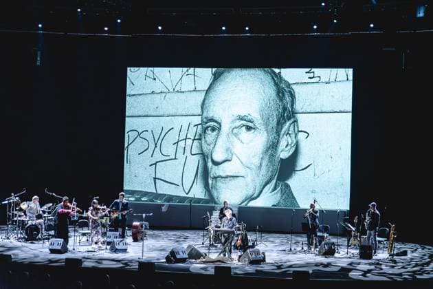 Music Concert - LAURIE ANDERSON - XÂ² TOUR 2025 LAURIE ANDERSON during LAURIE ANDERSON - XÂ² TOUR 2025, Music Concert in ROME, Italy, November 03 2025 ROME AUDITORIUM PARCO DELLA MUSICA ENNIO MORRICONE ROMA Italy Copyright: xTommasoxNotarangelox xLiveMediax LPM_2121101