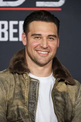 November 3, 2025, Los Angeles, California, USA: Ryan Guzman at the World Premiere of 20th Century Studios Predator: Badlands at the TCL Chinese Theatre IMAX Los Angeles USA - ZUMAg107 20251103_zep_g107_122 Copyright: xNinaxPrommerx