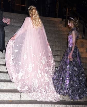 Outside arrivals during the 2025 CFDA Awards at The American Museum of Natural History Featuring: Nicky Hilton, Stacey Bendet Where: New York, United States When: 03 Nov 2025 Credit: Darla Khazei INSTARimages EDITORIAL USE ONLY. NOT FOR USE BY NEWSPAPERS BASED IN THE UK. Copyright: xx instar55240260