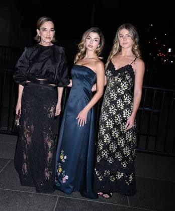 Outside arrivals during the 2025 CFDA Awards at The American Museum of Natural History Featuring: Cynthia Rowley, Kit Keenan and Gigi Powers Where: New York, United States When: 03 Nov 2025 Credit: Darla Khazei INSTARimages EDITORIAL USE ONLY. NOT FOR USE BY NEWSPAPERS BASED IN THE UK. Copyright: xx instar55240227
