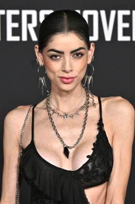 LeeAnna Vamp at the premiere of the movie Predator Badlands at the TCL Chinese Theater Los Angeles, 03 11 2025 Foto:xD.xStarbuckx xFuturexImagex predator_5122