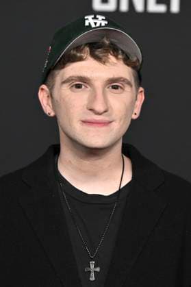 Anthony Gargiula at the premiere of the movie Predator Badlands at the TCL Chinese Theater Los Angeles, 03 11 2025 Foto:xD.xStarbuckx xFuturexImagex predator_5137