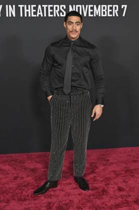 Dimitrius Schuster Koloamatangi at the premiere of the movie Predator Badlands at the TCL Chinese Theater Los Angeles, 03 11 2025 Foto:xD.xStarbuckx xFuturexImagex predator_5216