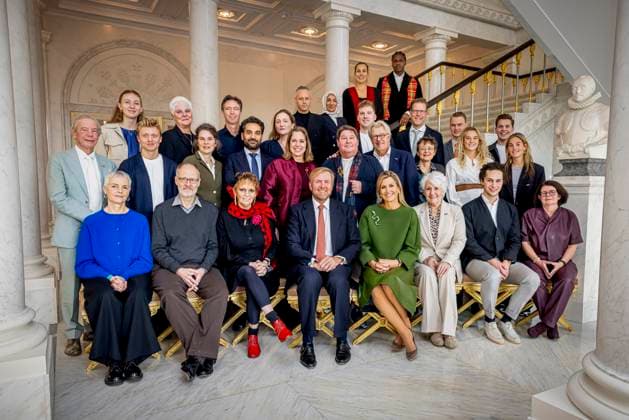 04-11-2025 Queen Maxima and King Willem-Alexander and other Dutch people who have distinguished themselves by a special achievement at the Uitblinkerslunch, at palace Noordeinde in The Hague. Mevrouw Professor E.A.A. Aben Senior Scientist bij SRON en bijzonder hoogleraar aan de VU Stevinpremie 2025 Mevrouw M. Blaauboer Docent technische natuurkunde TU Delft Docent van het jaar 2025 Mevrouw Anne Wil W.C.M. Blankers Acteur Johan Kaart Prijs Mevrouw Femke Bol Atleet Wereldkampioen 400 meter horden 2025 Professor T.R. Brummelkamp Hoogleraar Experimentele Genetica universiteit en UMC Utrecht en groepsleider Oncode Institute Spinozapremie 2025 De heer J.C.T. Cober Klarinettist en Dirigent La Banda Sinfonica Municipal de Madrid Buma Bla  Copyright: xPPEx