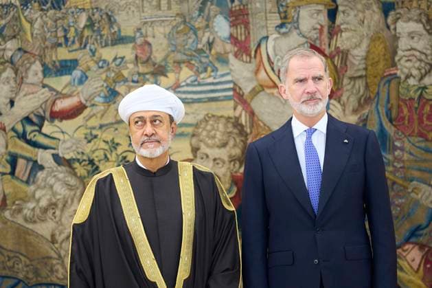 04-11-2025 Oman King Felipe during a meeting with the Sultan of Oman, Haitham Bin Tariq, at Zarzuela palace in Madrid. No Spain Â  Copyright: xPPEx