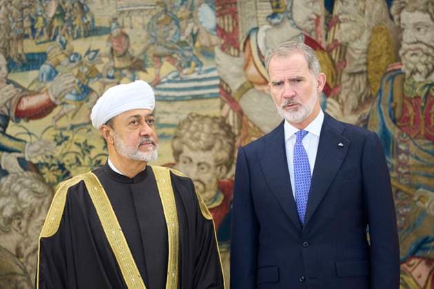 04-11-2025 Oman King Felipe during a meeting with the Sultan of Oman, Haitham Bin Tariq, at Zarzuela palace in Madrid. No Spain Â  Copyright: xPPEx