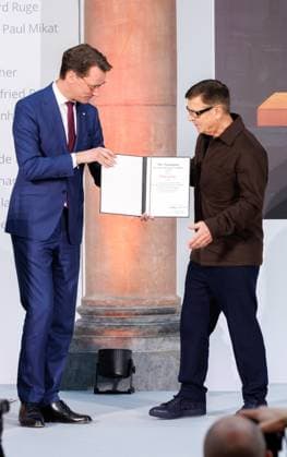 04 11 2025 Düsseldorf NRW Minister-President Hendrik Wüst awards the State Prize to photographer Andreas Gursky The laudatory speech will be given by Susann