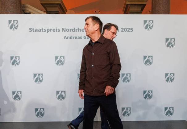 04 11 2025 Düsseldorf NRW Minister-President Hendrik Wüst awards the State Prize to photographer Andreas Gursky The laudatory speech will be given by Susann