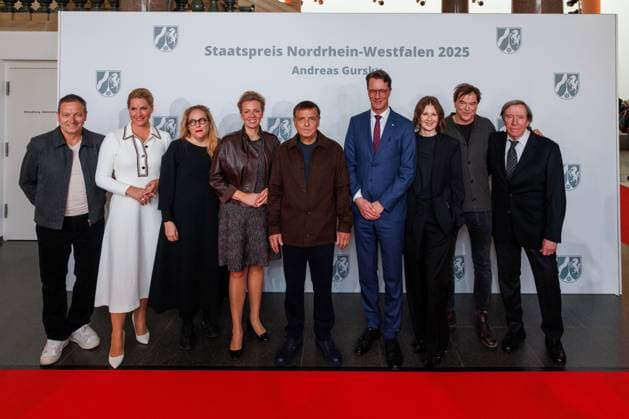 04 11 2025 Düsseldorf NRW Minister-President Hendrik Wüst awards the State Prize to photographer Andreas Gursky The laudatory speech will be given by Susann