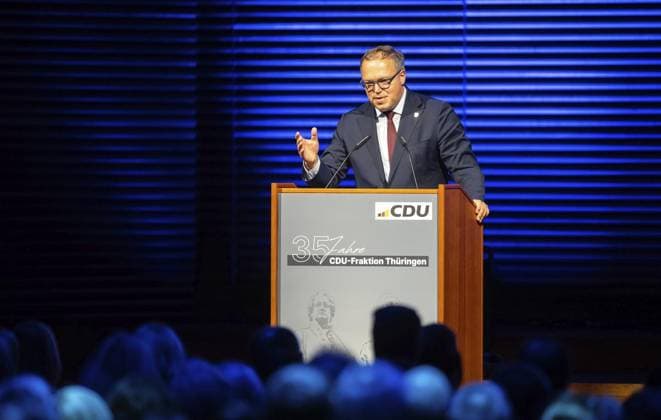 BUNDESKANZLER FRIEDRICH MERZ BEIM JAHRESEMPFANG DER THÜRINGER CDU ** NUR FÜR REDAKTIONELLE ZWECKE ** EDITORIAL USE ONLY **<p>04 11 2025-Weimar: Ministerpräsident Mario Voigt (CDU) beim Jahresempfang der Thüringer CDU in der Weimarhalle in Weimar. im Foto: ( Deutschland Thueringen Weimar Copyright: SaschaxFromm *** FEDERAL CHANCELLOR FRIEDRICH MERZ AT THE ANNUAL RECEPTION OF THE THURINGIAN CDU FOR EDITORIAL PURPOSES ONLY EDITORIAL USE ONLY p 04 11 2025 Weimar Minister President Mario Voigt CDU at the annual reception of the Thuringian CDU in the Weimarhalle in Weimar in the photo Germany Thuringia Weimar Copyright SaschaxFromm Copyright: SaschaxFromm doc834bp71j3xjy6b9pjvf ,EDITORIAL USE ONLY