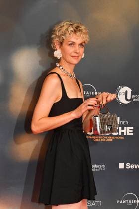 Luise Heyer at the Das Leben der Wuensche movie premiere on 4 11 2025 at the Mathaeser Filmpalast in Munich Matthias Schweighoefers Das Leben der Wuensche movie premiere in Munich
