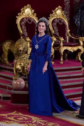 November 4, 2025, Madrid, Madrid, Spain: KING FELIPE VI of Spain and QUEEN LETIZIA of Spain welcomed His Majesty HAITHAM BIN TARIQ, Sultan of Oman, to a gala dinner Madrid Spain - ZUMAc260 20251104_zep_c260_095 Copyright: xMikexChicorrox