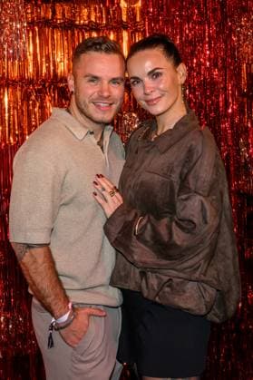 GER, Berlin, pictured from l Henning Merten and Denise Merten, at the premiere of the new reality show Die Abrechnung Der Promi Showdown at Festsaal Kreuzberg, 04 11 2025 Copyright: HMBxMedia UwexKoch