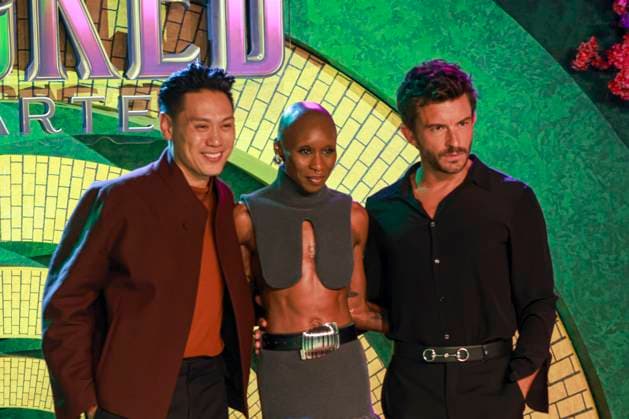 premiere of Wicked: Part II in Sao Paulo Sao Paulo (SP), 04 11 2025 - Cinema Wicked II SP British actress Cynthia Erivo (Elphaba), Jon M. Chu (director), actor Jonathan Bailey (Fiyero), during the premiere of Wicked: Part II, held at Suhai Music Hall in Sao Paulo on Tuesday, November 4, 2025. (Foto: Leco Viana Thenews2 imago images) premiere of Wicked: Part II in Sao Paulo  Copyright: xLecoxVianax
