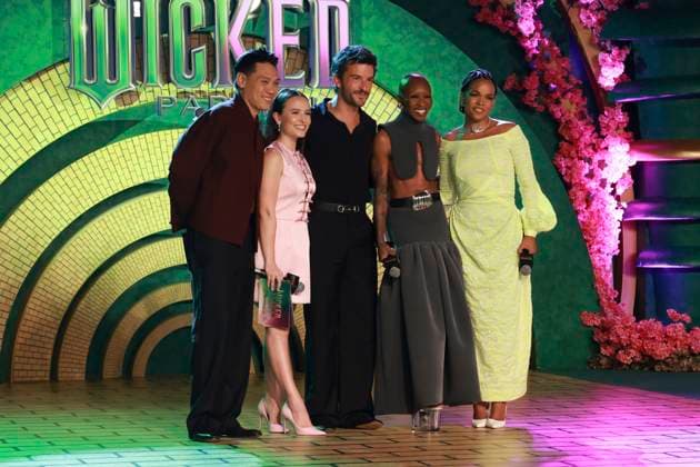 premiere of Wicked: Part II in Sao Paulo Sao Paulo (SP), 04 11 2025 - Cinema Wicked II SP British actress Cynthia Erivo (Elphaba), Jon M. Chu (director), actor Jonathan Bailey (Fiyero), actress Larissa Manoela and Jennifer Nascimento, during the premiere of Wicked: Part II, held at Suhai Music Hall in Sao Paulo on Tuesday, November 4, 2025. (Foto: Leco Viana Thenews2 imago images) premiere of Wicked: Part II in Sao Paulo  Copyright: xLecoxVianax