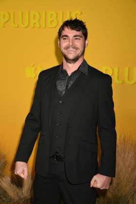 LOS ANGELES, CALIFORNIA - NOVEMBER 04: RJ Mitte at the Apple TV world premiere of Pluribus at DGA Theater Complex on November 04, 2025 in Los Angeles, California Copyright: xJeffreyxMayerx xMediaPunchx