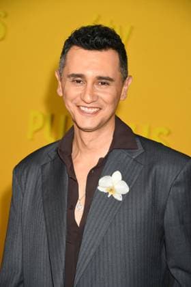 LOS ANGELES, CALIFORNIA - NOVEMBER 04: Carlos-Manuel Vesga at the Apple TV world premiere of Pluribus at DGA Theater Complex on November 04, 2025 in Los Angeles, California Copyright: xJeffreyxMayerx xMediaPunchx