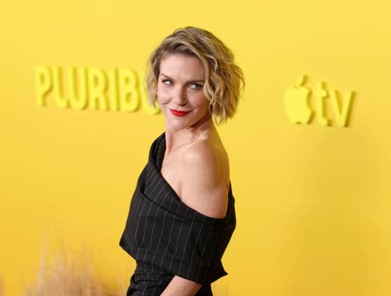 Entertainment Bilder des Tages Rhea Seehorn attends the world premiere of the Apple TV series Pluribus at the DGA Theater on Tuesday, November 4, 2025. Pluribus will make its global debut on Apple TV with its first two episodes on Friday, November 7, 2025, followed by new episodes every Friday through December 26. Storyline: The most miserable person on Earth must save the world from happiness.  LAP20251104805 GREGxGRUDT