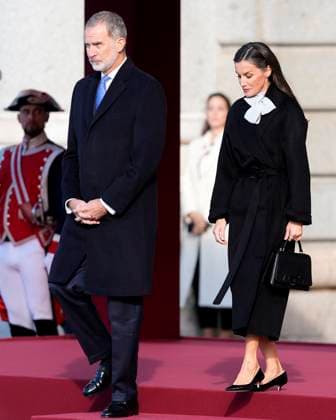 State Visit of Sultan of Oman - Spain King Felipe VI of Spain (l) and Queen Letizia of Spain. attending a meeting as part of the State Visit of His Majesty Sultan Haitham Bin Tarik at the Royal Palace in Madrid, Spain on November 4, 2025 Photo by Acero ALTERPHOTOS ABACAPRESS.COM Madrid Spain  Copyright: xAcero AlterPhotos ABACAx