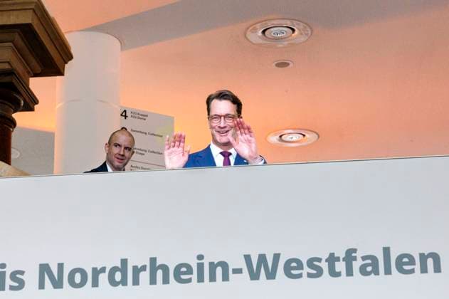 Hendrik Wüst at the presentation of the State Prize of North Rhine-Westphalia 2025 to photographer Andreas Gursky at K21 Düsseldorf, 04 11 2025 Foto:xO.xLangelx xFuturexImagex staatspreis_5105