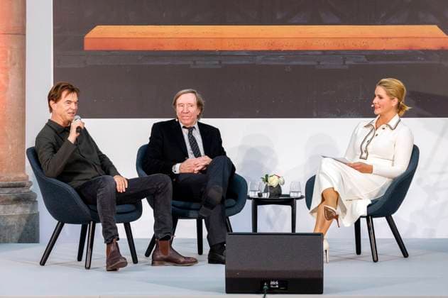 Campino, Günter Netzer and Judith Rakers at the presentation of the State Prize of North Rhine-Westphalia 2025 to photographer Andreas Gursky at K21 Düsseldorf, 04 11 2025 Foto:xO.xLangelx xFuturexImagex staatspreis_5136