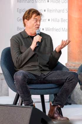 Campino at the presentation of the State Prize of North Rhine-Westphalia 2025 to photographer Andreas Gursky at K21 Düsseldorf, 04 11 2025 Foto:xO.xLangelx xFuturexImagex staatspreis_5141