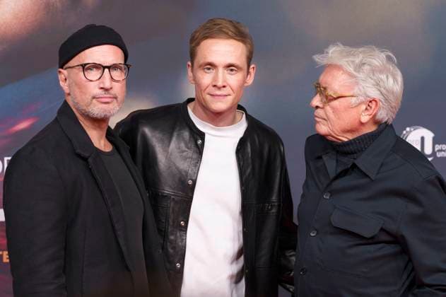 Benno FuÌˆrmann, Matthias Schweighöfer and Henry Hübchen at the premiere of the movie Das Leben der Wünsche at Mathäser Filmpalast Munich, 04 11 2025 Foto:xN.xKolinzx xFuturexImagex wuensche_5165