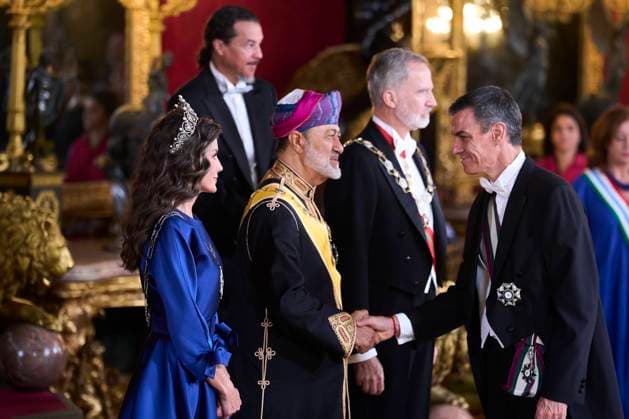 Spanish King Felipe VI and Queen Letizia with Sultan of Oman Haitham bin Tariq al Busaid a gala dinner at the RoyalPalace, in Madrid, due to the official trip of Oman Sultan to Spain, in Madrid on Tuesday, 4 November 2025. Cordon Press 