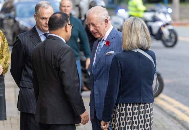 King Charles III visits veteran health care center in London LONDON, UNITED KINGDOM - NOVEMBER 5:&nbsp; King Charles III arrives at Chatfield Health Care in London, United Kingdom on November 5, 2025. King Charles’s visit to Chatfield. a center offering specialist health care to veterans, came ahead of Armistice Day anniversary. Ilyas Tayfun Salci Anadolu London United Kingdom. Editorial use only. Please get in touch for any other usage.  Copyright: x2025xAnadoluxIlyasxTayfunxSalcix