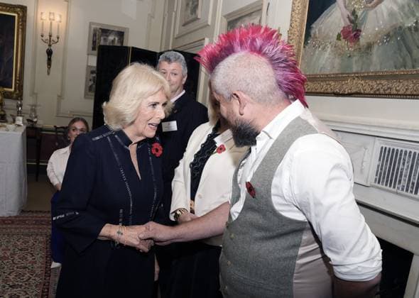 Community volunteering celebration Queen Camilla speaks to Spudman, as she hosts members of the National Association of Care Catering (NACC), and representatives from Royal Voluntary Service (RVS) in a celebration of community volunteering during Meals on Wheels Week, at Clarence House in central London. Picture date: Wednesday November 5, 2025., Credit:Jordan Pettitt Avalon UK, London  Copyright: xJordanxPettittx xAvalonx 1050498325