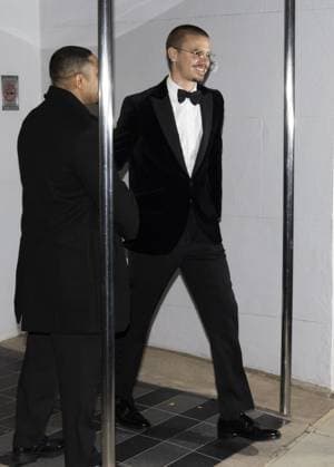 David Beckham knighthood 05 11 2025 Sir David Beckham celebrates his Knighthood with wife Victoria, family and friends at his pal Gordon Ramsay’s restaurant in Chelsea.  Copyright: xDarrenxFletcherx NINTCHDBPICT001036191703