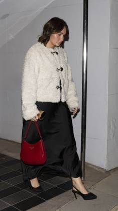 David Beckham knighthood 05 11 2025 Sir David Beckham celebrates his Knighthood with wife Victoria, family and friends at his pal Gordon Ramsay’s restaurant in Chelsea.  Copyright: xDarrenxFletcherx NINTCHDBPICT001036192088