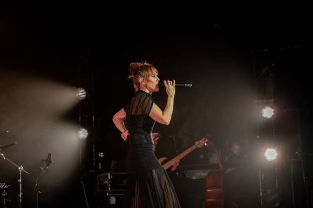 ZAZ performs at La Riviera The French singer ZAZ during her concert at La Riviera, on November 5, 2025, in Madrid Spain ZAZ presents both her greatest hits and new songs from her upcoming album Sains et saufs , in her characteristic style that fuses chanson française, jazz and pop 05 NOVEMBER 2025 MUSIC SINGER ZAZ SANOS Y SALVOS ALBUM CONCERT Madrid Madrid Madrid Spain  Copyright: xRicardoxRubiox 7079447