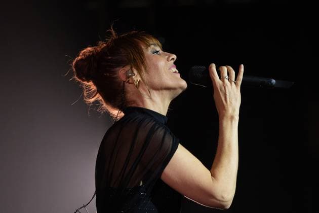 ZAZ performs at La Riviera The French singer ZAZ during her concert at La Riviera, on November 5, 2025, in Madrid Spain ZAZ presents both her greatest hits and new songs from her upcoming album Sains et saufs , in her characteristic style that fuses chanson française, jazz and pop 05 NOVEMBER 2025 MUSIC SINGER ZAZ SANOS Y SALVOS ALBUM CONCERT Madrid Madrid Madrid Spain  Copyright: xRicardoxRubiox 7079449