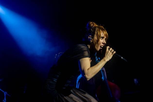 ZAZ performs at La Riviera The French singer ZAZ during her concert at La Riviera, on November 5, 2025, in Madrid Spain ZAZ presents both her greatest hits and new songs from her upcoming album Sains et saufs , in her characteristic style that fuses chanson française, jazz and pop 05 NOVEMBER 2025 MUSIC SINGER ZAZ SANOS Y SALVOS ALBUM CONCERTO Madrid Madrid Madrid Spain  Copyright: xRicardoxRubiox 7079457