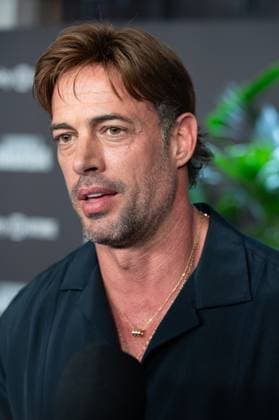 Camino a Arcadia premiere at the Espacio Larra in Madrid, Spain - 05 Nov 2025 William Levy attends the Camino a Arcadia premiere at the Espacio Larra in Madrid. Madrid Spain Copyright: xAtilanoxGarciax xSOPAxImagesx FOTO54923