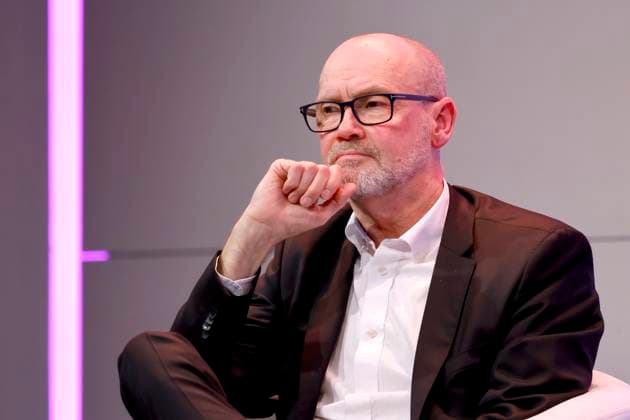 Author Simon Beckett at the Lit Cologne special event to present his new David Hunter crime thriller Knochenkälte at the Flora Cologne, 05 11 2025 NRW Germany Copyright: xChristophxHardtx