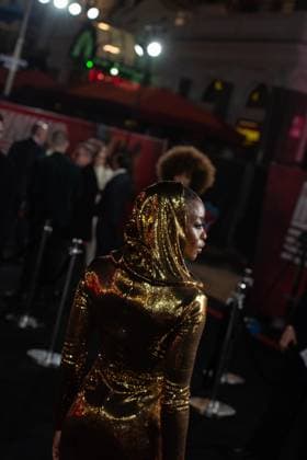 The Running Man UK Premiere in London - 05 Nov 2025 Oluniké Adeliyi attends The Running Man UK Premiere at Odeon Luxe Leicester Square. London United Kingdom Copyright: xLoredanaxSangiulianox xSOPAxImagesx LSangiuliano-0474