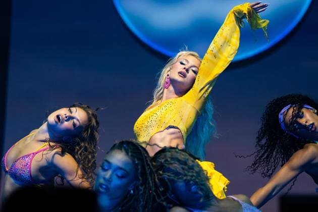 Zara Larsson Live in London Swedish singer Zara Larsson performs live on stage during a concert at the Wembley Arena, Credit:Lounis Tiar Avalon United Kingdom, London, Wembley  Copyright: xLounisxTiarx xAvalonx 1050600928