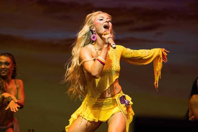 Zara Larsson Live in London Swedish singer Zara Larsson performs live on stage during a concert at the Wembley Arena, Credit:Lounis Tiar Avalon United Kingdom, London, Wembley  Copyright: xLounisxTiarx xAvalonx 1050601318