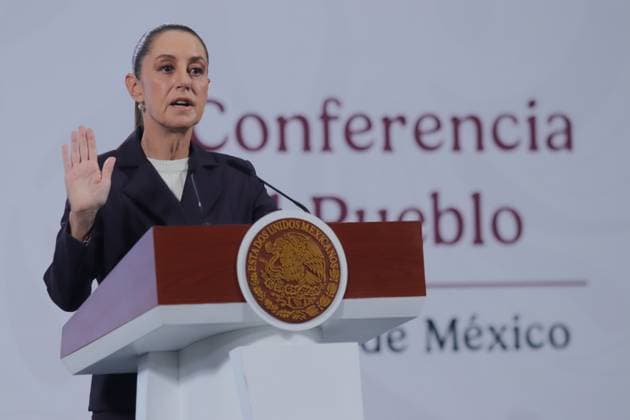 Mexico™s President Claudia Sheinbaum News Conference Mexico™s President Claudia Sheinbaum Pardo speaks during a briefing conference at National Palace. on November 5, 2025 in Mexico City, Mexico. Mexico City CDMX Mexico Copyright: xCarlosxSantiagox
