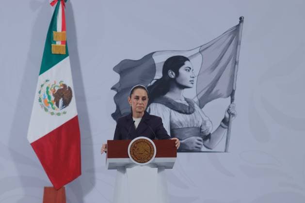 Mexico™s President Claudia Sheinbaum News Conference Mexico™s President Claudia Sheinbaum Pardo speaks during a briefing conference at National Palace. on November 5, 2025 in Mexico City, Mexico. Mexico City CDMX Mexico Copyright: xCarlosxSantiagox