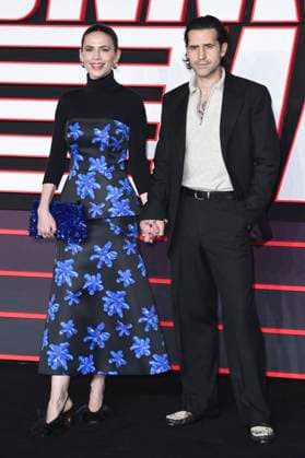 Hayley Atwell and Ned Wolfgang Kelly at the premiere of the movie The Running Man at Odeon Luxe Leicester Square London, 05 11 2025 Foto:xS.xVasx xFuturexImagex running_5127