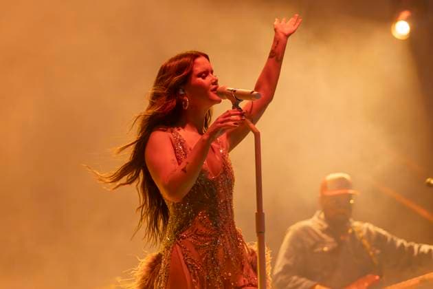 Maren Morris performs at Manchester Albert Hall Maren Morris performs at Albert Hall, Manchester, England, 5th November 2025, Credit:Mike Gray Avalon  Copyright: xMikexGrayx xAvalonx 1050673966