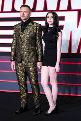Simon Pegg with daughter Mathilda Pegg at the premiere of the movie The Running Man at Odeon Luxe Leicester Square London, 05 11 2025 Foto:xJ.xEdwardsx xFuturexImagex running_5252