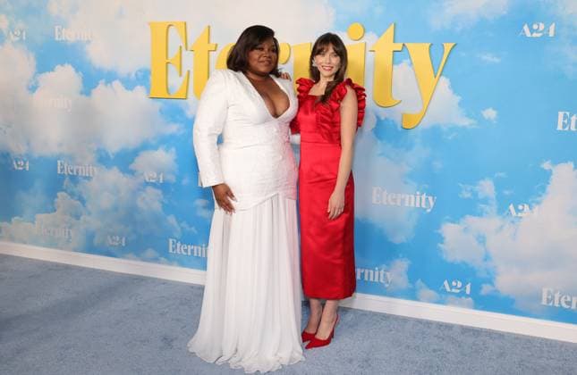 05 November 2025 - Los Angeles, California - Da Vine Joy Randolph, Elizabeth Olsen. Eternity Special Film Screening held at AMC Century City 15. Los Angeles USA - ZUMAa123 20251105_zaa_a123_028 Copyright: xADx