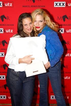 Dana Schweiger and Sonya Kraus at the XXXLutz x Marcel Remus Collection Launch in the premium furniture and interior design store XXXLutz Nuremberg, 05 11 2025 Foto:xAgenturxWehnertx xGränzdörferx xFuturexImagex remus_5121