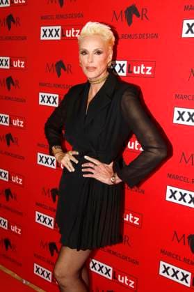 Brigitte Nielsen at the XXXLutz x Marcel Remus Collection Launch in the premium furniture and interior design store XXXLutz Nuremberg, 05 11 2025 Foto:xAgenturxWehnertx xGränzdörferx xFuturexImagex remus_5138